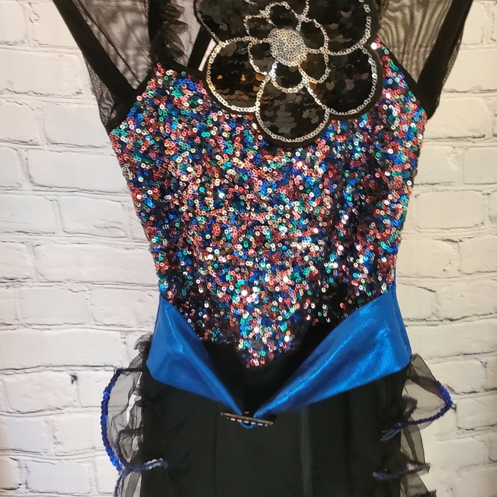 Dance costume, small, glitter and sparkle
